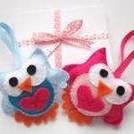 Felt owls, two cute pink an..